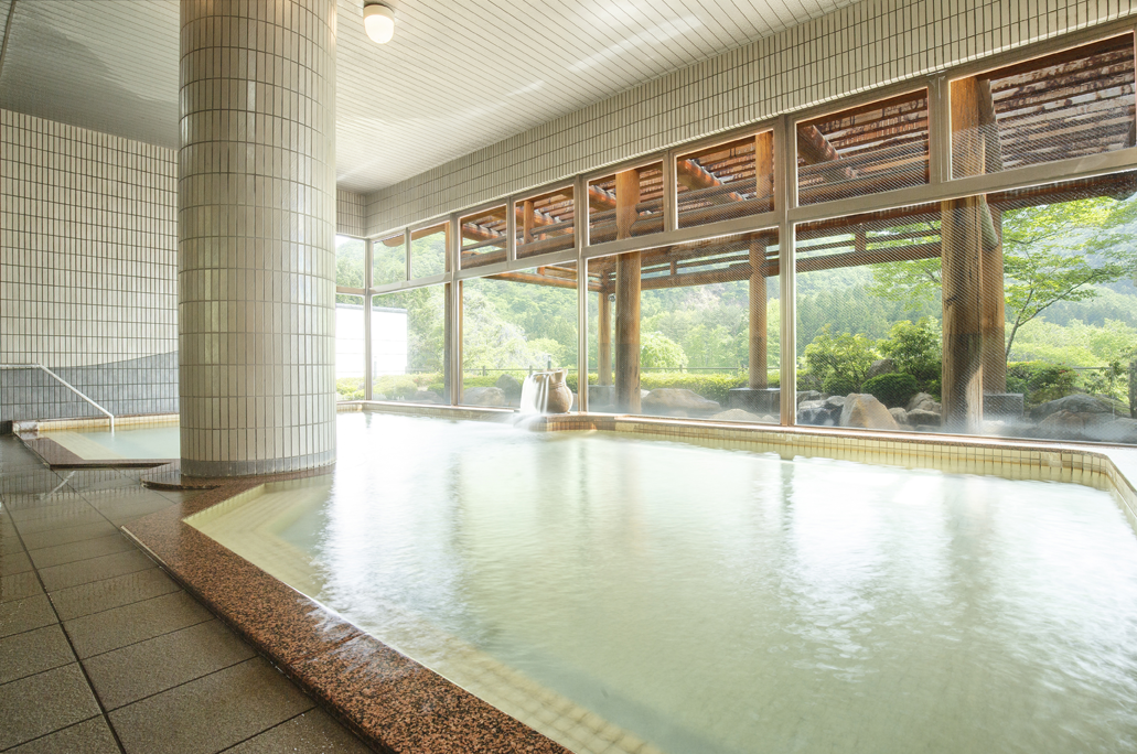 大浴場「かわせみの湯」（ホテルさつき）